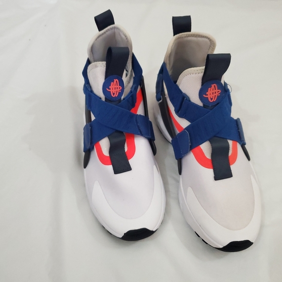 Nike Other - Nike Air Huarache